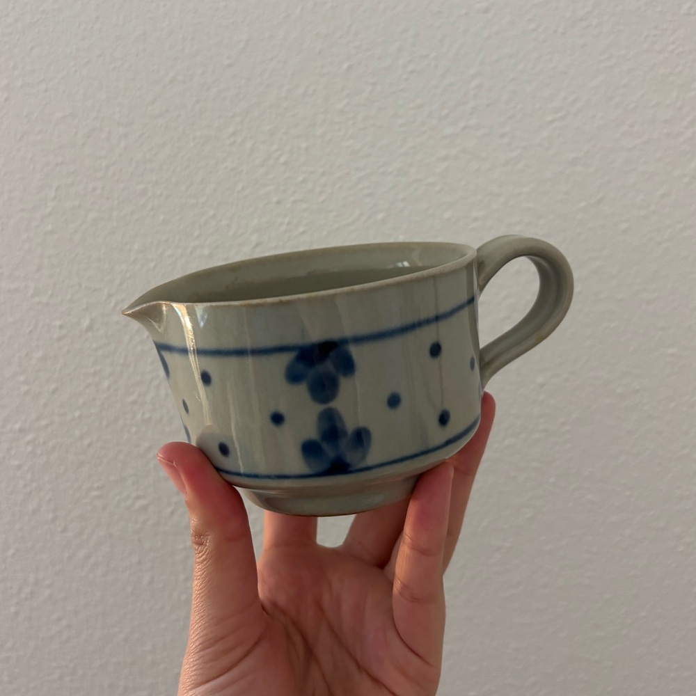 Iron Mountain Martha's Flowers creamer cup